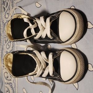 Converse Chuck Taylor All Star Black High Tops Childrens Size 8